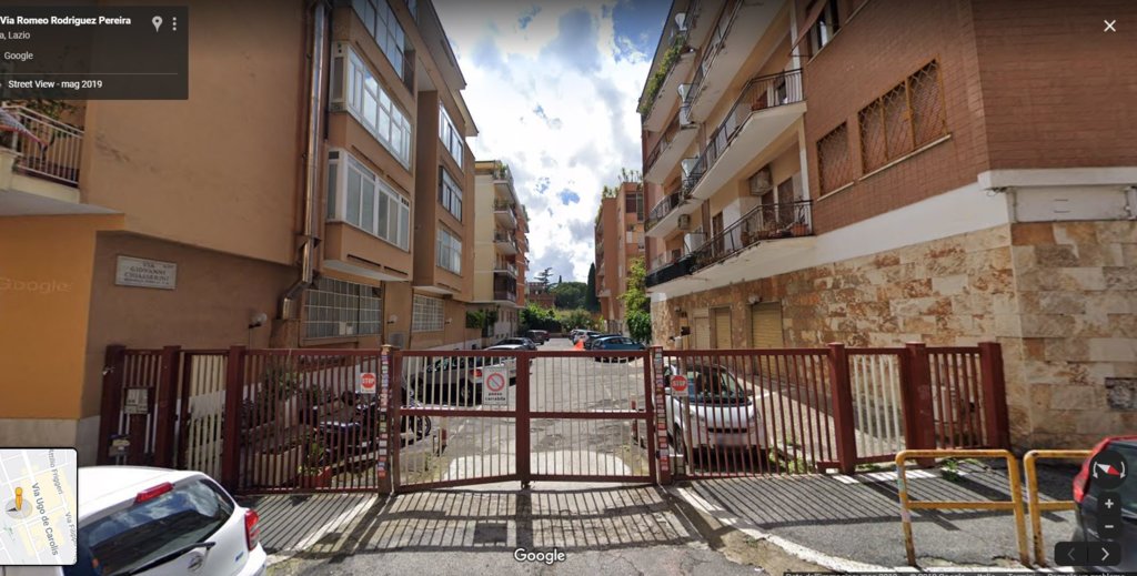 Strada privata.JPG