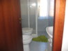 5 bagno piccolo in cameretta.jpg